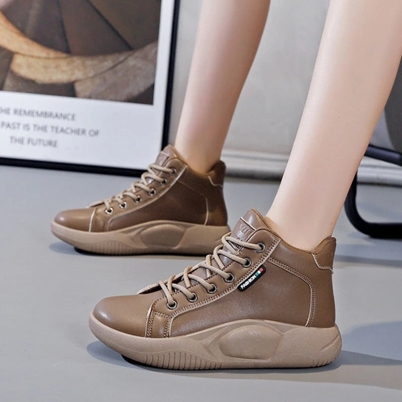 Emist™- Stylish Women's Orthopedic Sneakers 2024